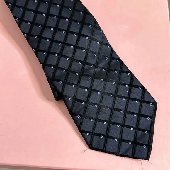 Bergamo New York Blue Tie - Picture 4 of 7